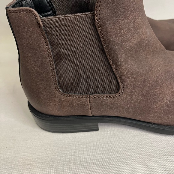 Madden Men Men\'s Maxxin Mid Height Chelsea Boot Brown Faux Leather Size 8.5 main image 7